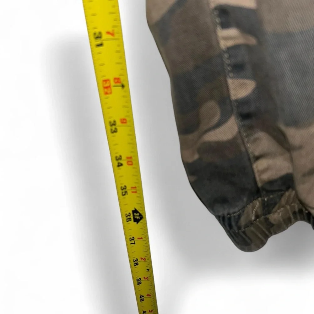 Univibe Camo Unisex Jogger Youth  Pants Size M Paint Marks on back